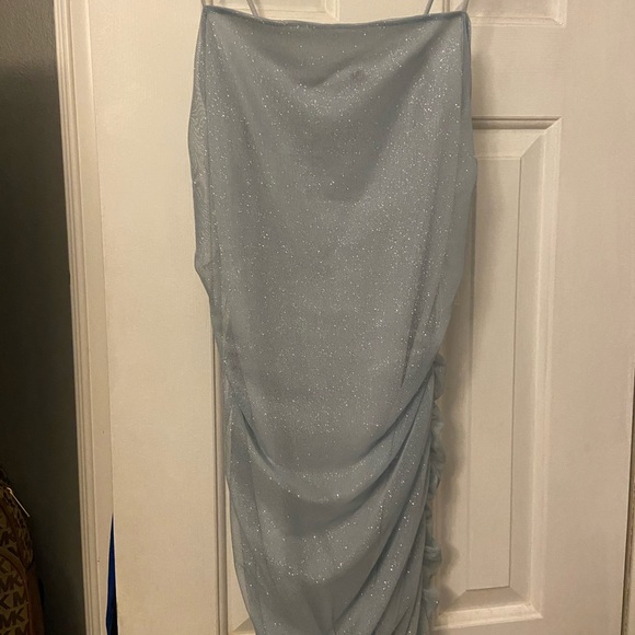 never worn - Picture 2 of 2